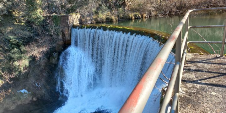 Las instituciones de ingeniería agradecen al parlamento de La Rioja su compromiso con la presa de La Retorna y su autor, Carlos Fernández Casado 